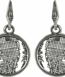 Hultquist Manhattan &oslash;restikker. M&aring;l: 3 X 1.7 Cm. Sølv