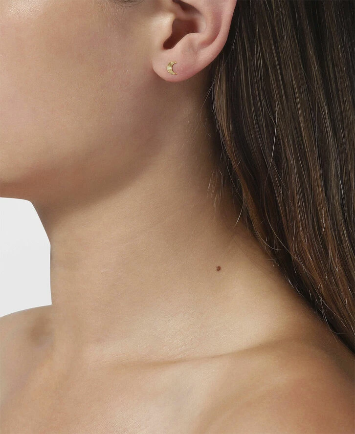 Jane Kønig Reflection Halfmoon Stud, Gold-plated Sterling Silver 221 - Billede 3