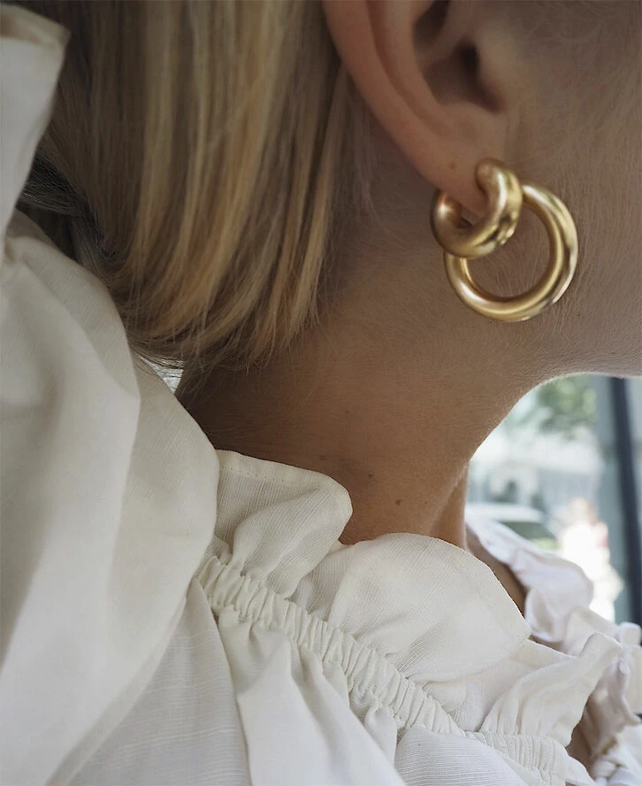 Jane Kønig Chunky Hoop, Gold-plated Sterling Silver 221 - Billede 3