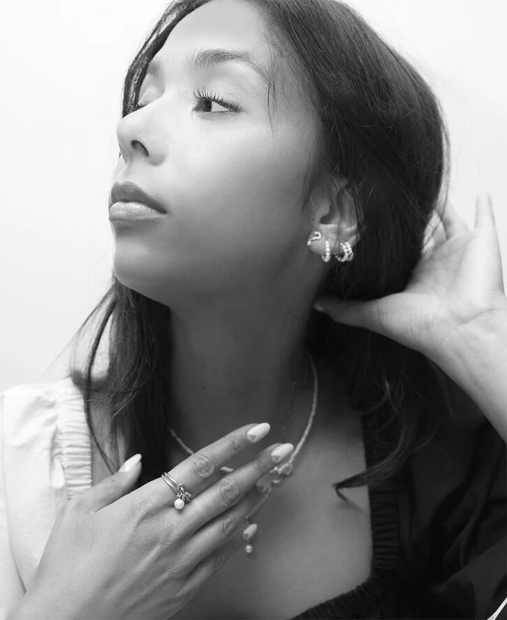 Jane Kønig ROW | PEARL TWIST EARRING | SILVER 223 - Billede 4