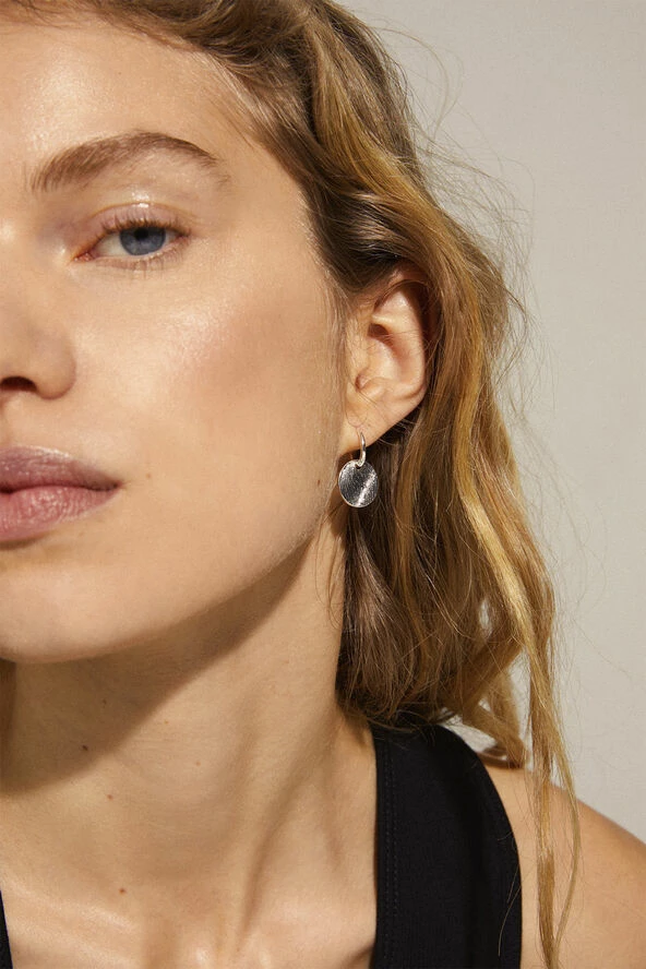 Pilgrim LOVE Coin Hoop Earrings Silver-plated - Billede 2