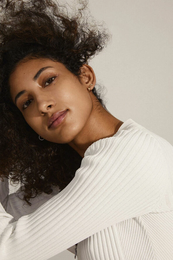 Pilgrim PEACE Huggie Hoops And Earstuds 2-in1 Set Gold-plated - Billede 2