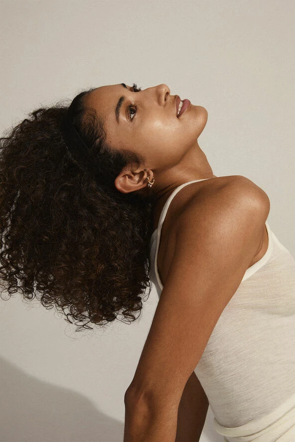 Pilgrim FREEDOM Huggie Hoops & Pearl Studs 2-in-1 Set Gold-plated - Billede 3