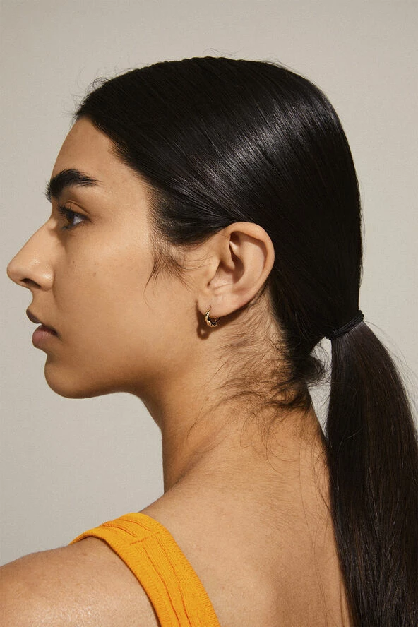 Pilgrim TAFFY Recycled Small Swirl Hoop Earrings Gold-plated - Billede 2