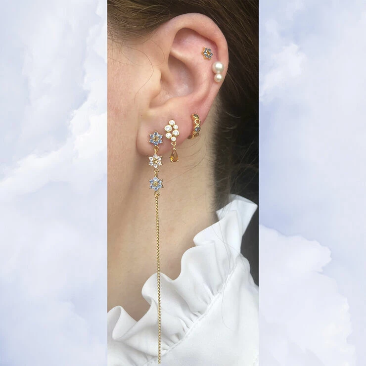 The Earring Shop Flower Wand Stud Gold